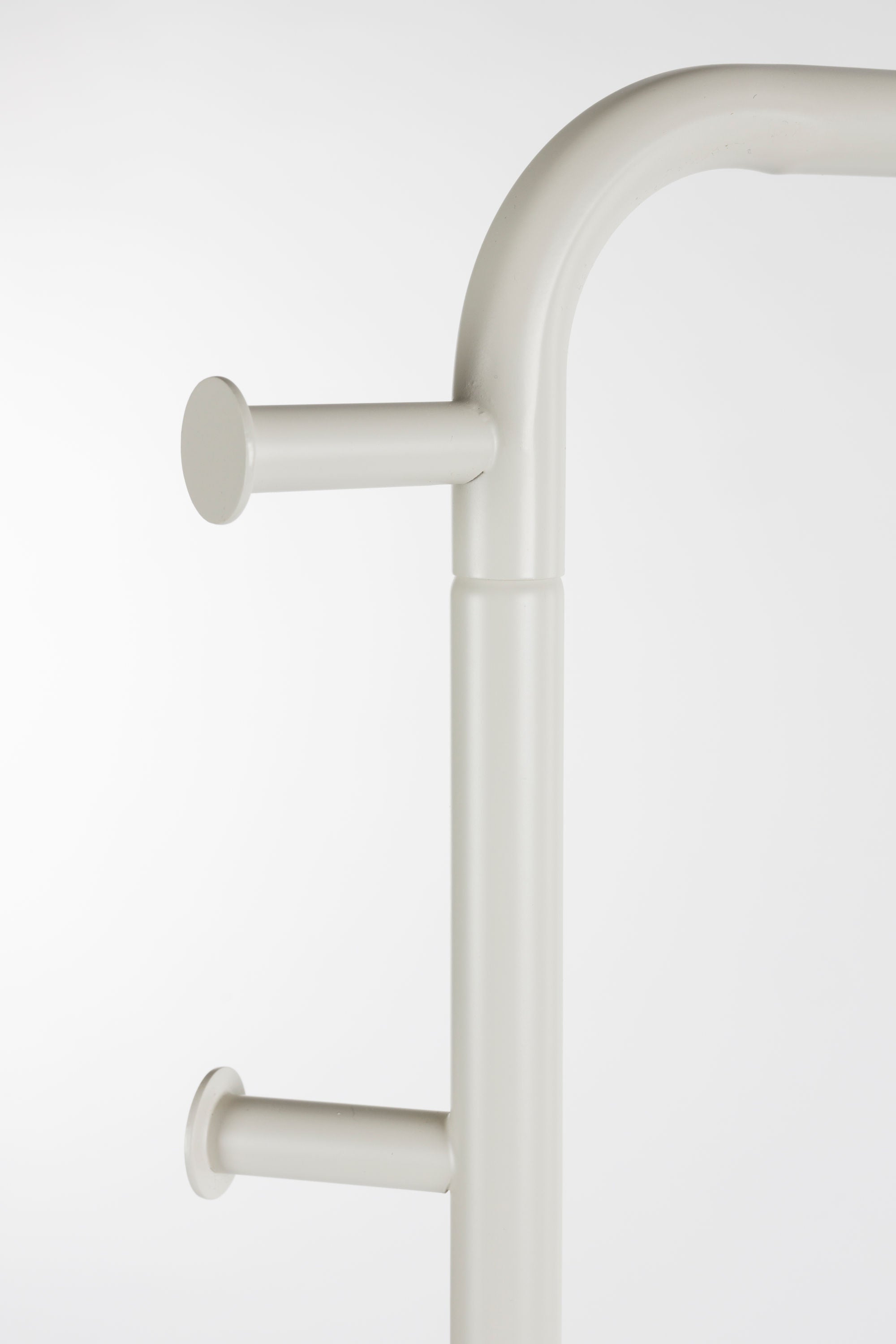Zuiver Vero Beige Standing Mirror